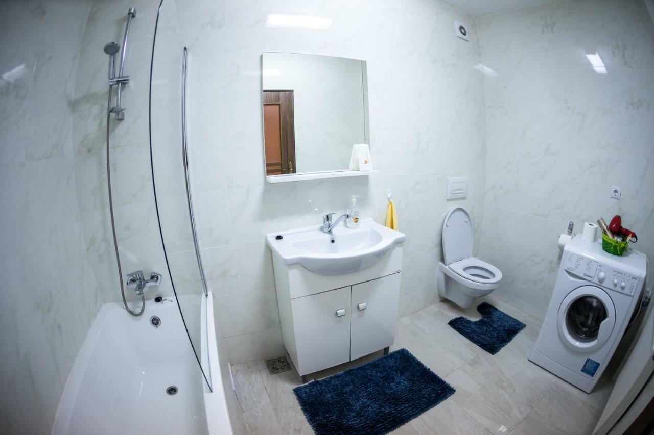 Travel Homzzz Apartments Târgu-Mureş エクステリア 写真